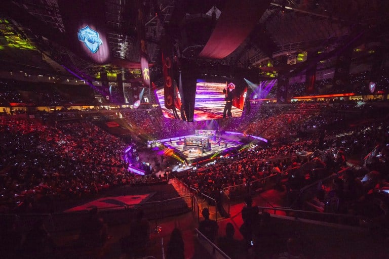 Fnatic and HellRaisers drop out, main event stage set at TI7