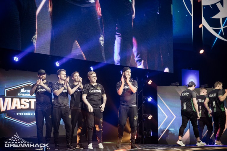 NiP and Astralis win the first 2 quarterfinal matches at DreamHack ...