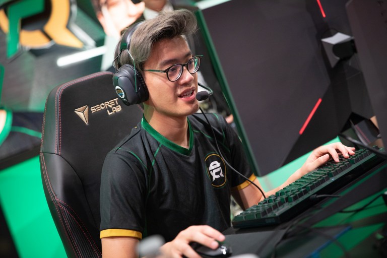 FlyQuest confirm their spot in the LCS playoffs with a win over Team Liquid