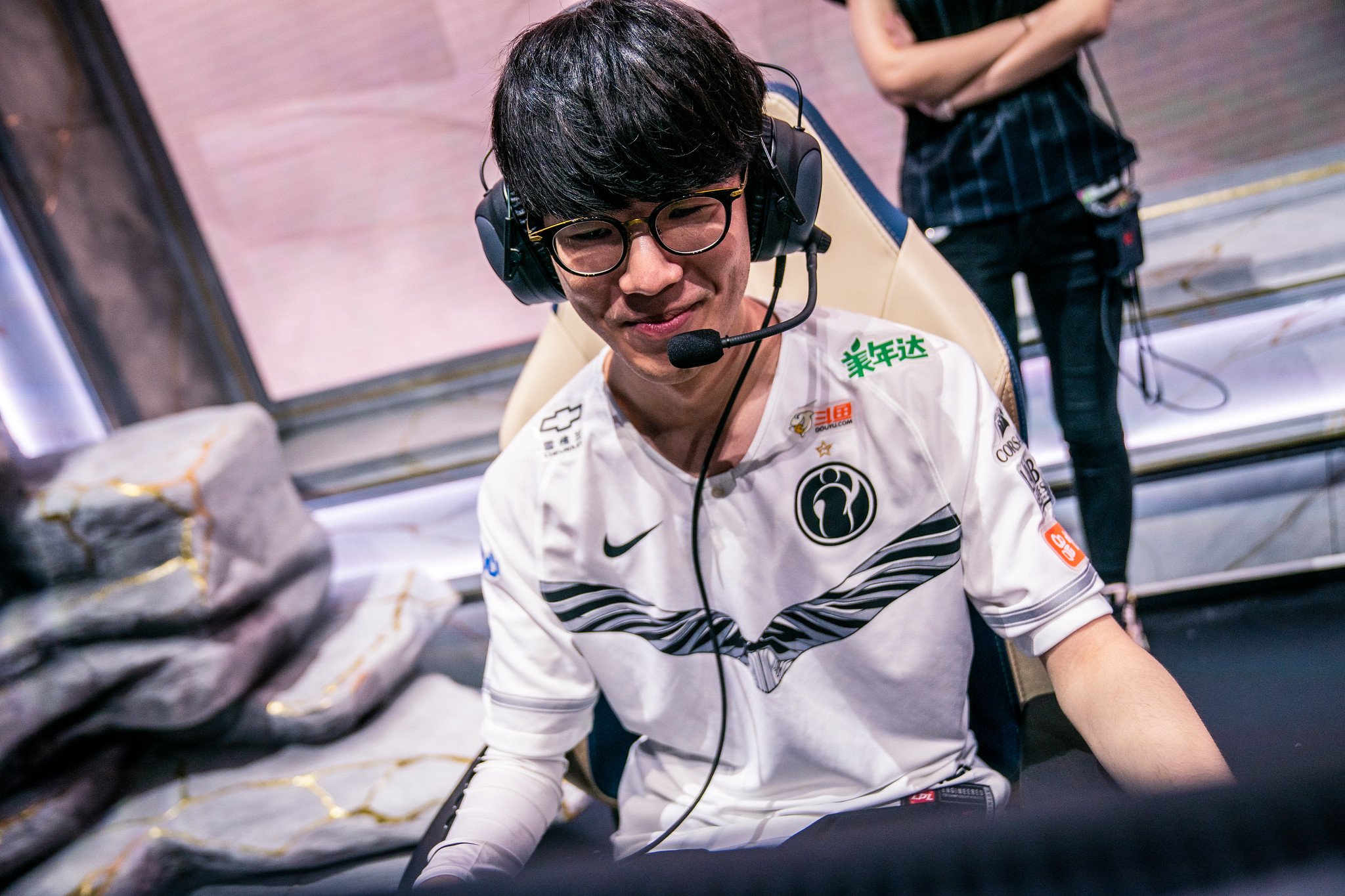 FPX on X: FunPlus Phoenix is your League of Legends 2019 World