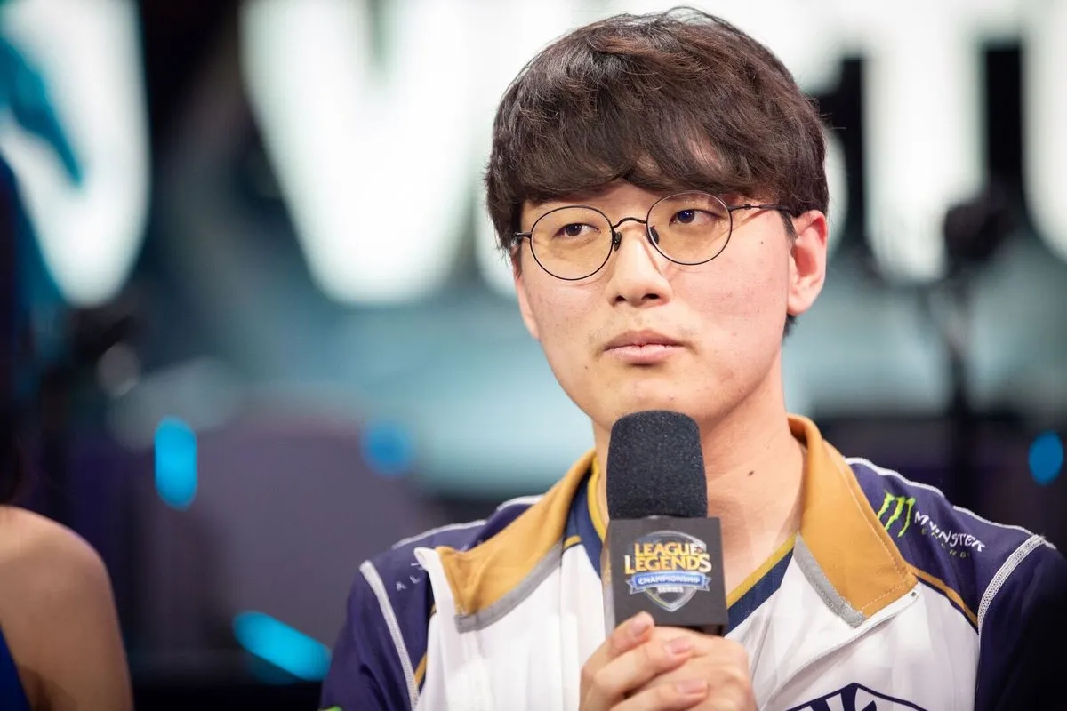 I'm CoreJJ, a South Korean League of Legends player, who is the support for  Team Liquid of the LCS. Excited for LCS Summer 2021? AMA! :  r/leagueoflegends