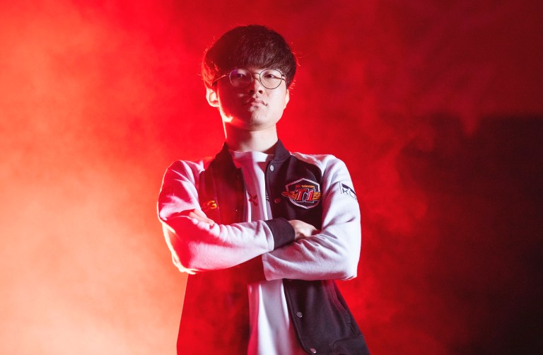 9 #LCK titles, 1 Faker: Faker has now won an #LCK title with 6 different  top laners, 6 junglers, 3 bot laners and 4…