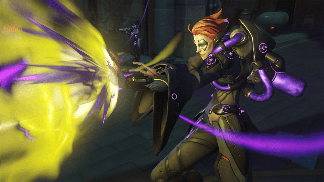 Moira using a yellow ability in Overwatch.