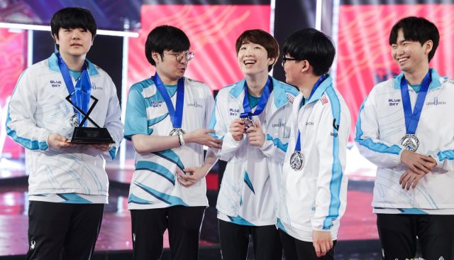 Nuguri and FPX grab dominant victory over OMG in 2021 LPL Spring