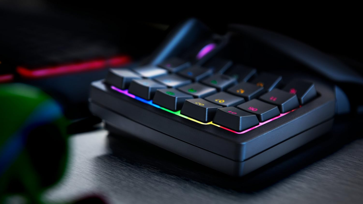 Razer Tartarus Pro one-handed keyboard in focus