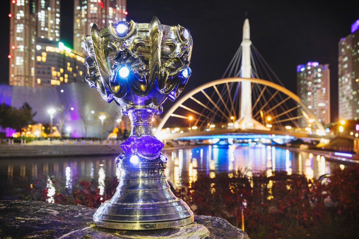 All you need to know about Worlds 2021: Dates, Location, Teams, and Format  