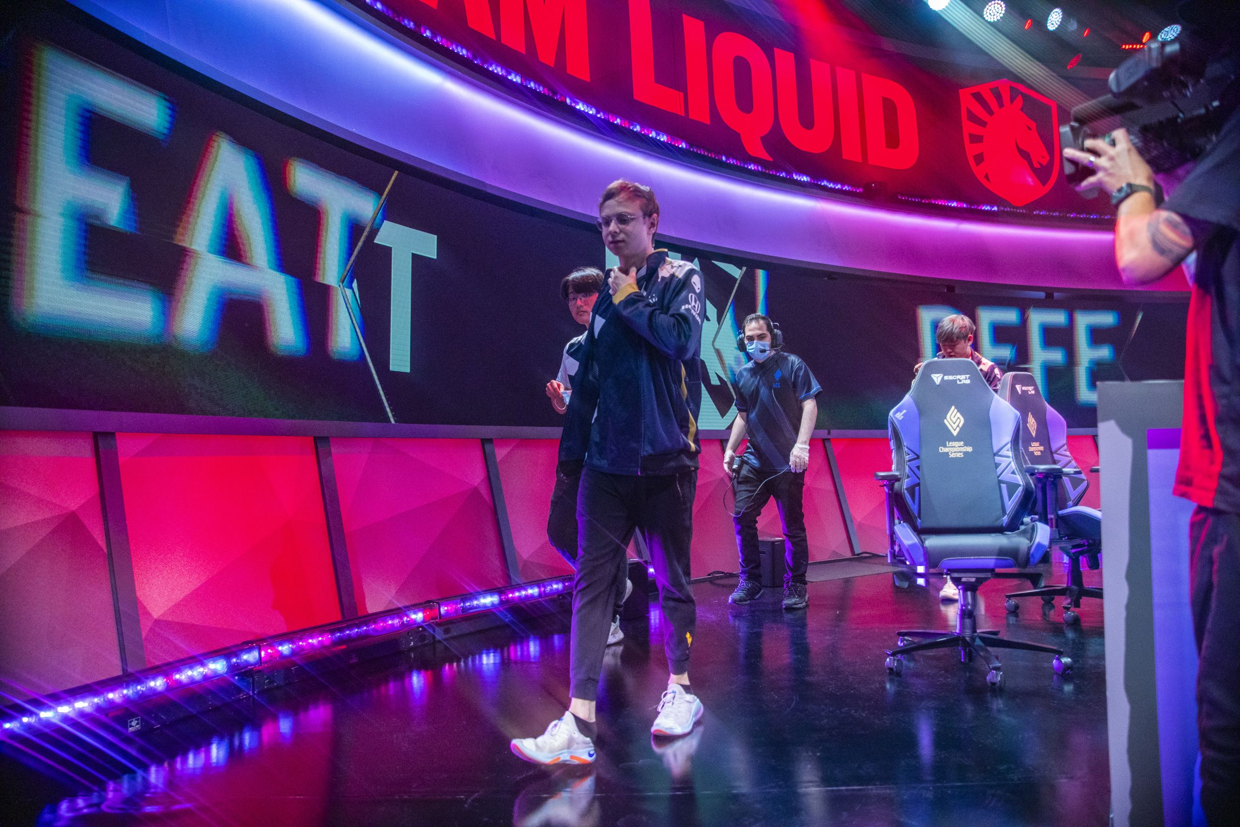 Team Liquid Strike First In EU Vs. NA Rivalry At Worlds 2021 With Win ...