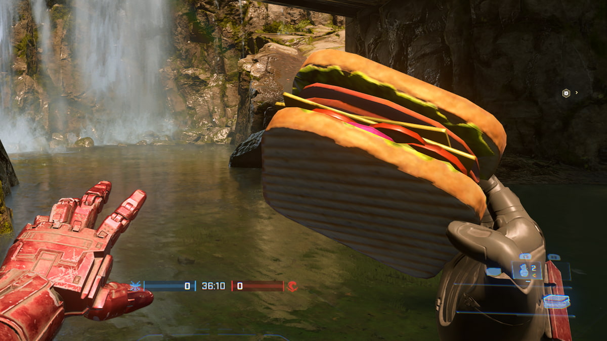 Halo Infinite Sandwich in hand during game