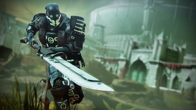 Destiny 2 character wielding the Glaive weapon