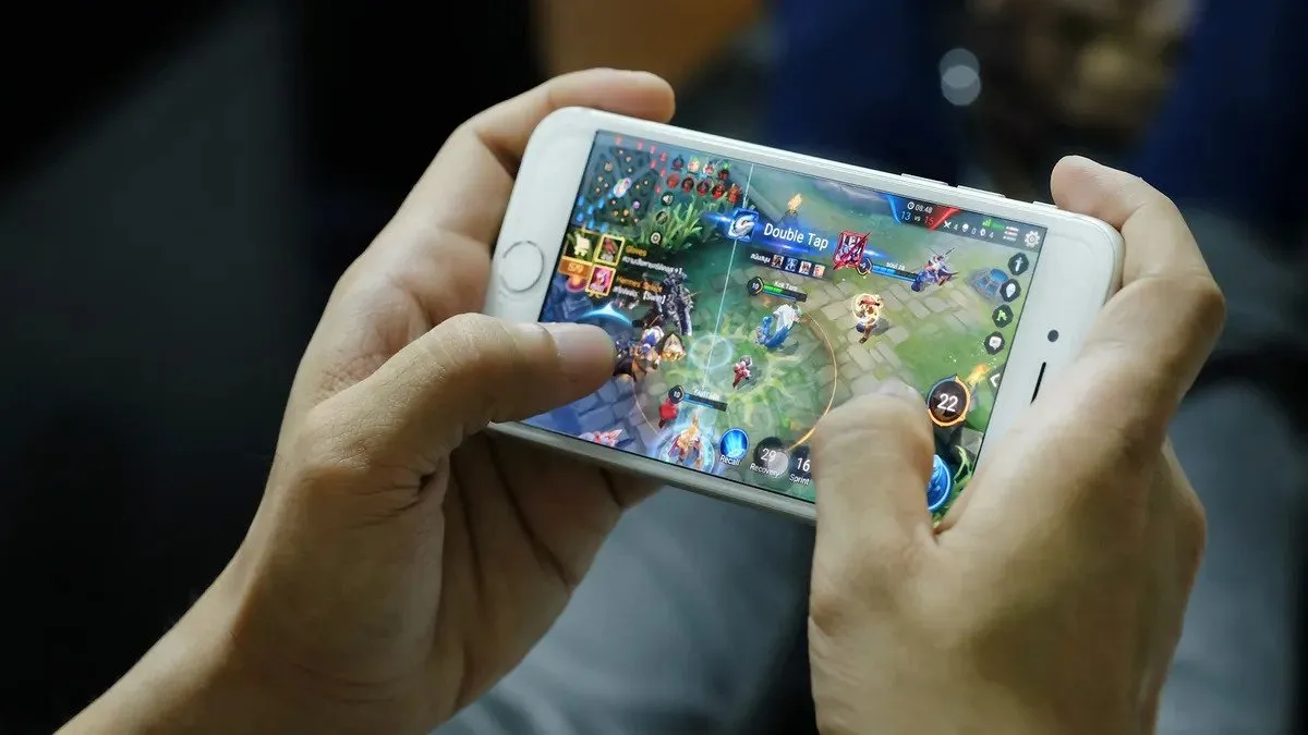 The Best Free Mobile Games to Play on Your Phone - Plarium