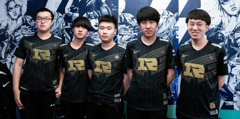 RNG reach MSI 2022 finals after crushing Evil Geniuses 3-0