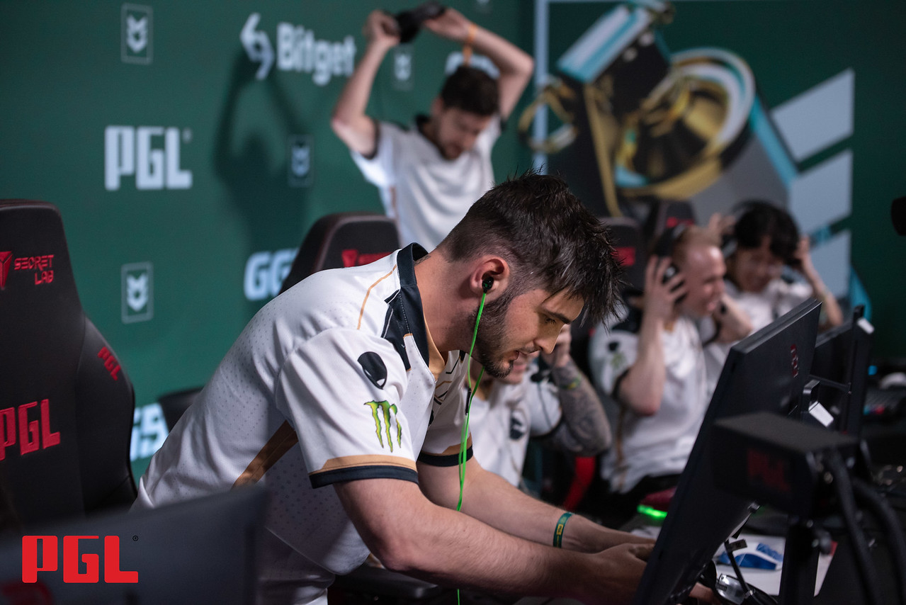 Richard shox Papillon disappointed at training standards on recent NA  trip with Team Liquid - Inven Global