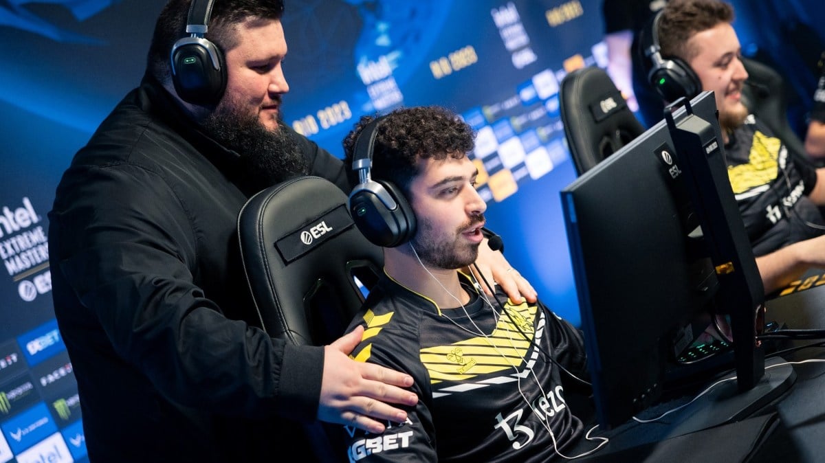 Professional Counter-Strike player Spinx and his head coach zonic during IEM Rio 2023.