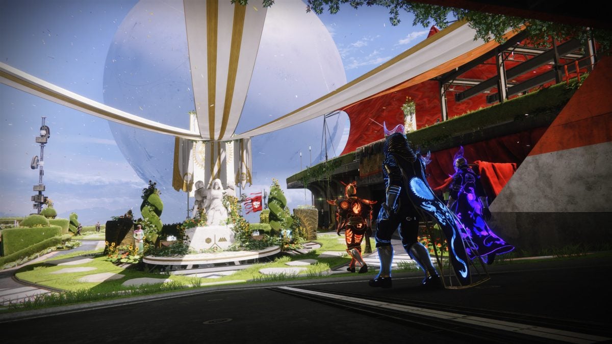 Destiny 2 2022 Solstice event promotional image showing characters looking at a statue.