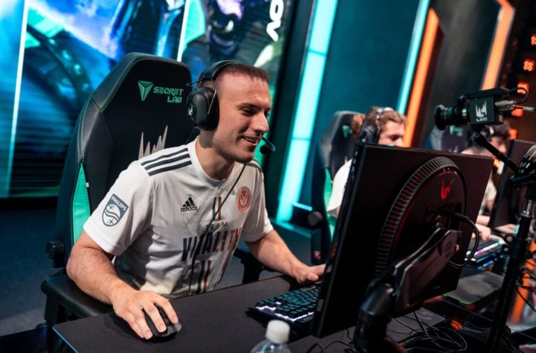 Perkz sings the praises of his teammate, claiming he's 'one in a ...