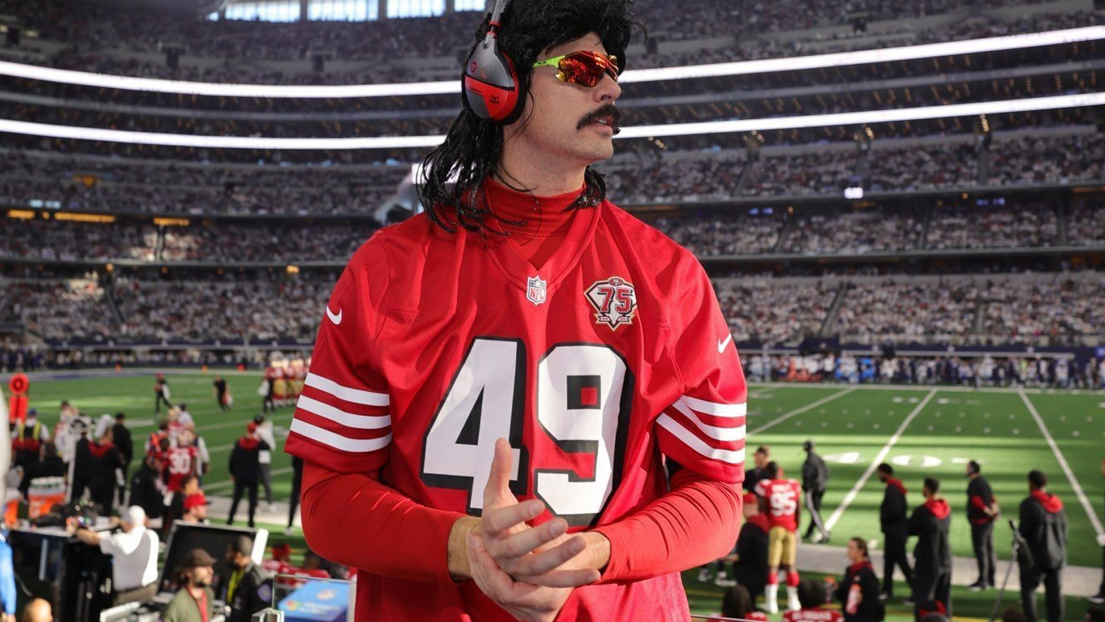 r DR Disrespect Was Throwing Passes To 49ers At Training