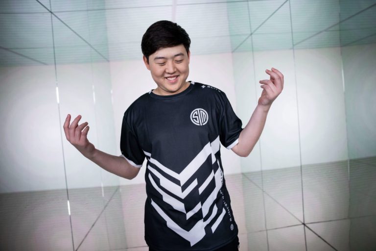 TSM keeps 2022 LCS Championship hopes alive with gritty five-game lower  bracket victory over FlyQuest - Dot Esports