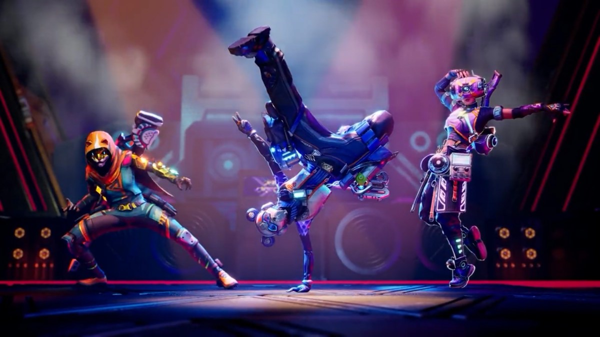 Wraith, Lifeline and Rhapsody pose on the dance floor.
