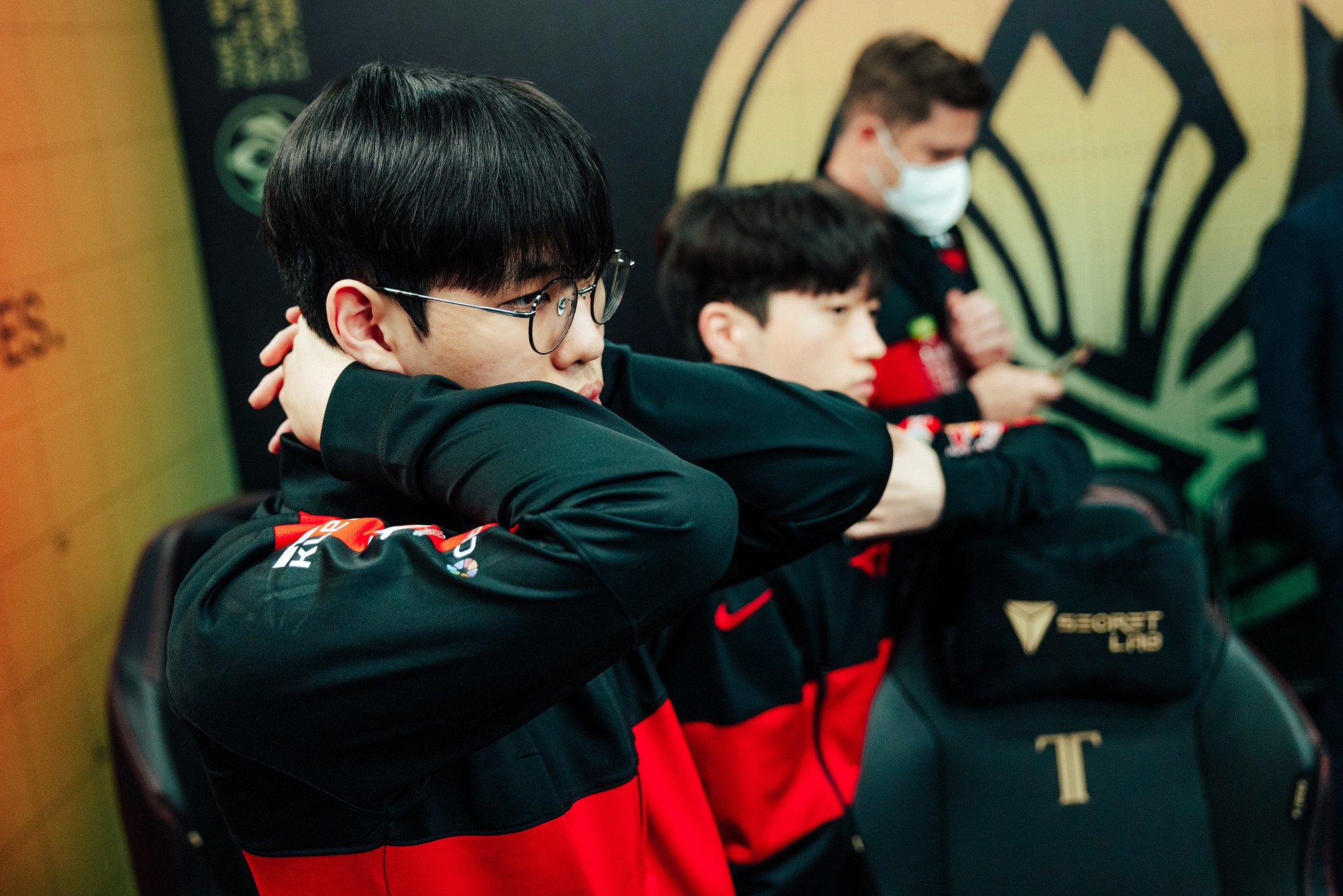 2 prominent junglers are also dominating the support role in LoL Patch  13.16 - Dot Esports