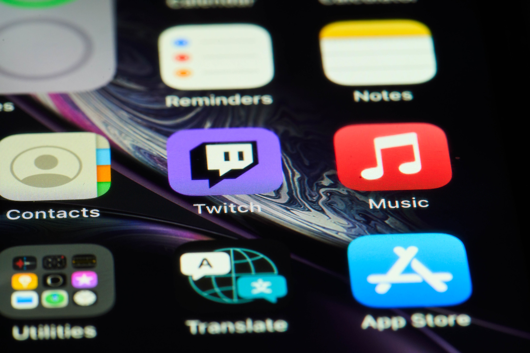 5 Free Ways to Download Twitch Video and Clips to PC/iPhone/iPad [Video]
