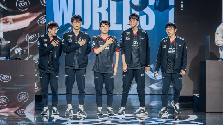 EDG player tests positive for COVID-19 at LoL Worlds 2022 - Dot Esports