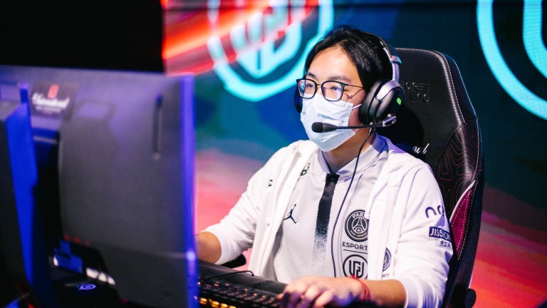 Faith_bian returned to pro Dota 2 because China is suffering a new ...