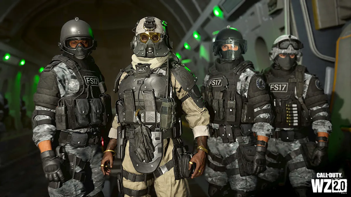 A squad in military gear groups up and prepares to jump out of a plane in Warzone.