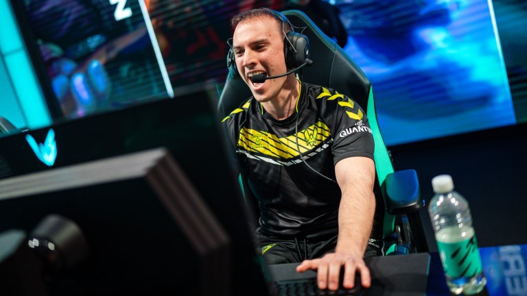 Vitality’s perfect dragon fight sends them soaring over SK to top of LEC