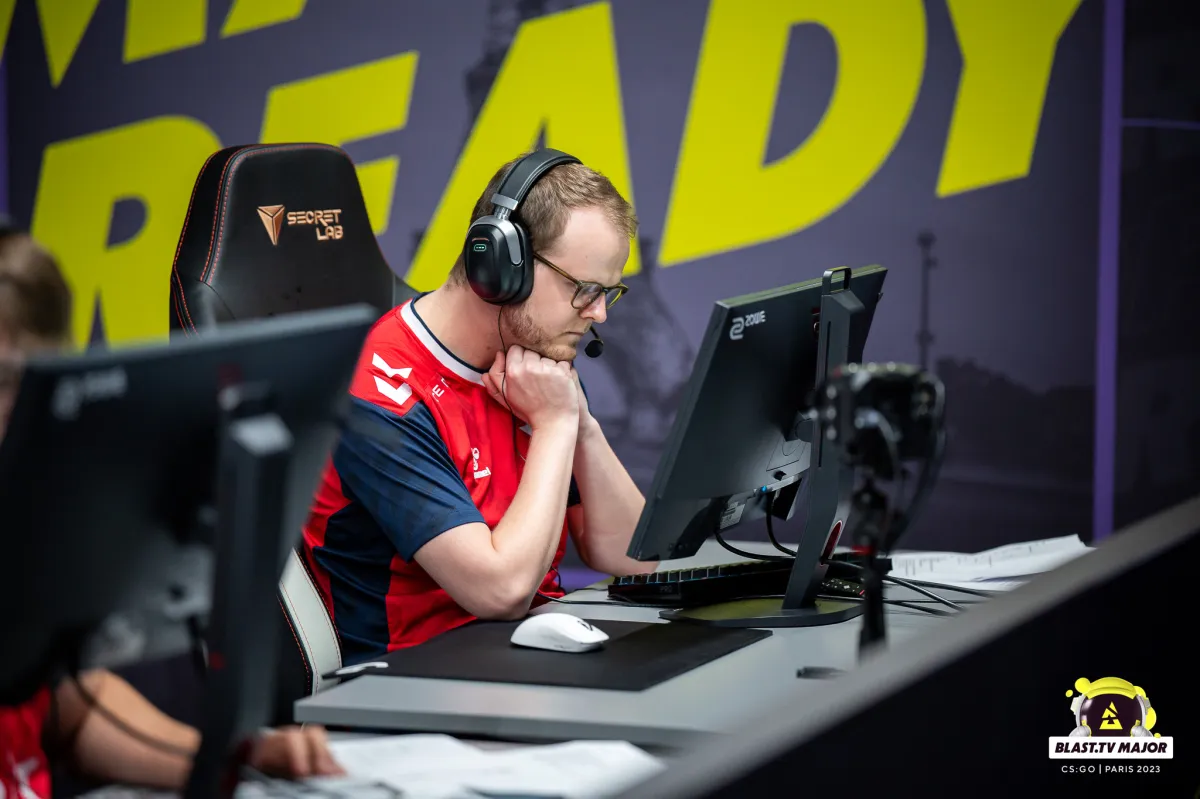 Pro CS:GO player Xyp9x stares at his monitor during qualifier for the BLAST Paris Major in April 2023.
