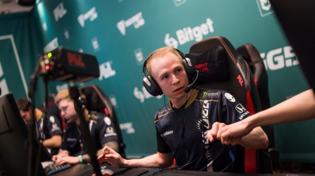 Professional CS:GO player EliGE playing at the PGL Antwerp Major Americas RMR for Team Liquid in 2022.