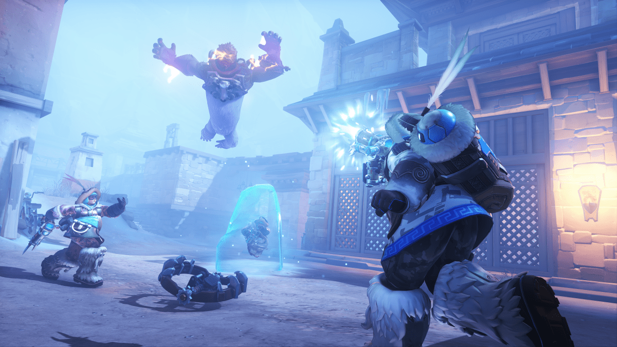 Three Mei's attempt to defeat a Winston during his Primal Rage during the Yeti Hunt arcade game.