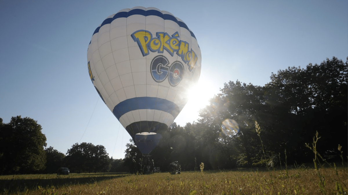 Pokemon Go-themed balloon tied to the ground at Go Fest.