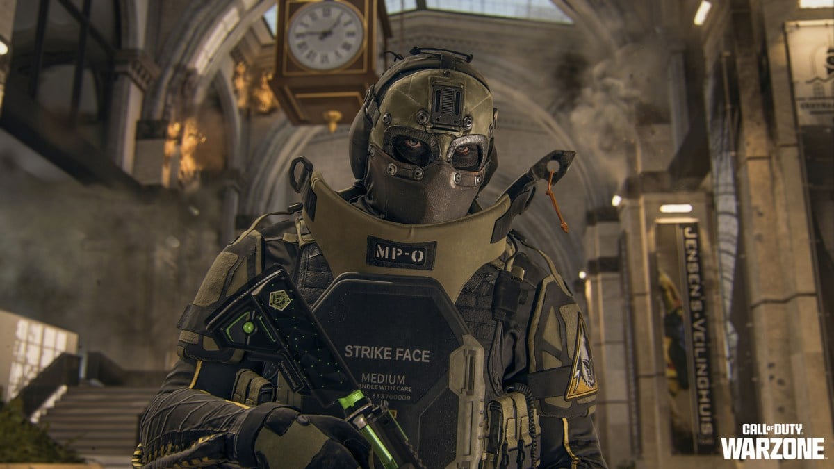 An image of Nikto, an operator in Call of Duty: Warzone.