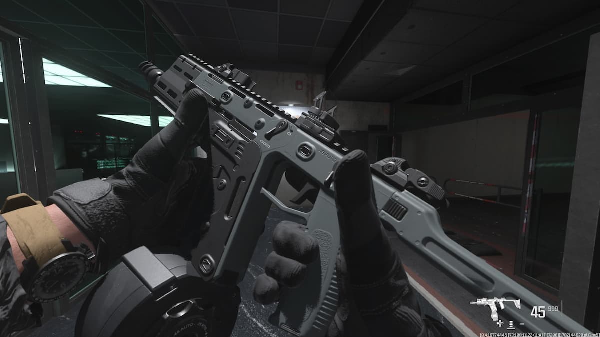 A screenshot of the Fennec 45 in MW3 Warzone.