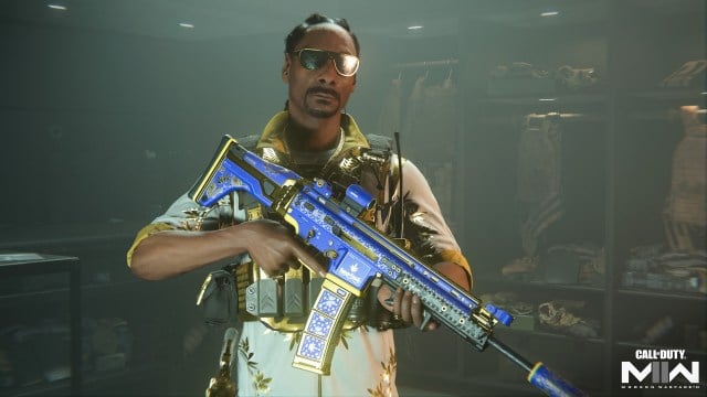 Snoop Dogg holds a rifle and takes on opponents in Call of Duty.