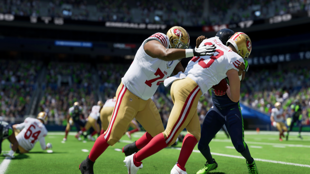 Madden NFL 24 gameplay still showing San Francisco 49ers running back Christian McAffrey running at the Seattle Seahawks