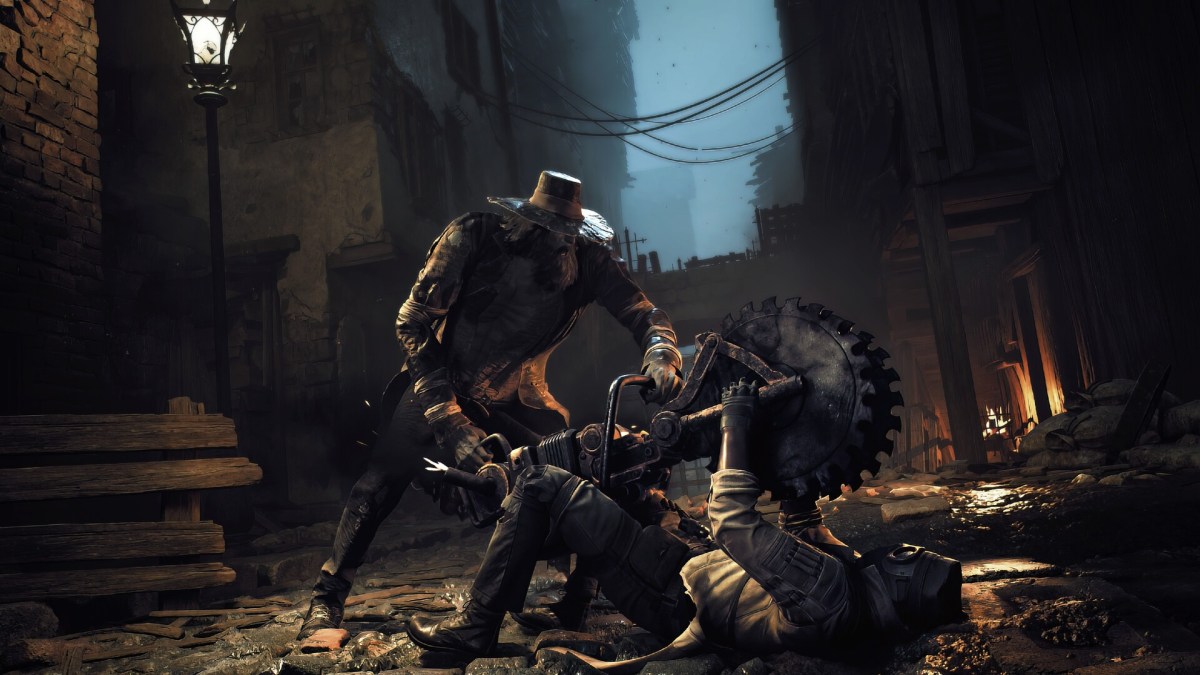 Two characters fighting on the ground in Remnant 2