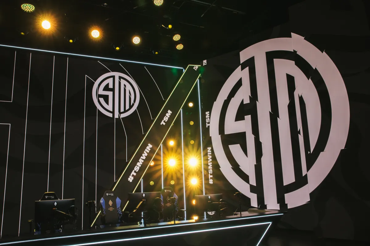 A large version of the TSM logo displayed on the LCS stage.