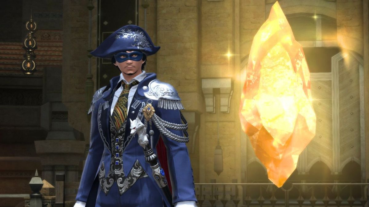man wearing blue mask, hat, and coat staring at a glowing crystal in Final Fantasy XIV