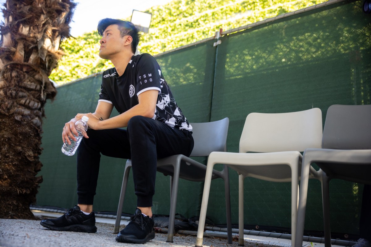 TSM's ADC WildTurtle contemplates the upcoming game against Dignitas.