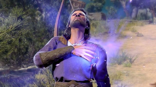 Man leaning back in pain clutching his purple glowing chest in BG3