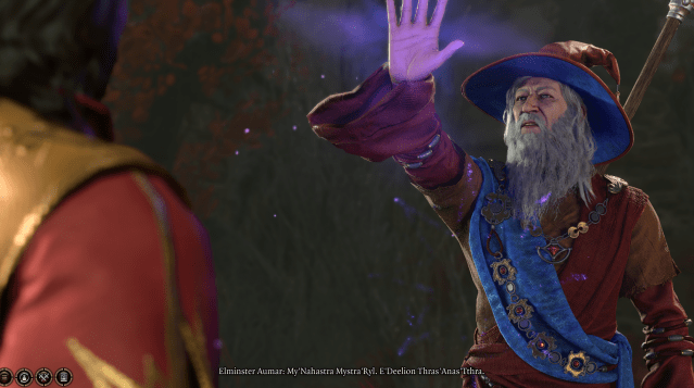 Displays Elminster Aumar casting a spell on Gale during a dialogue cutscene. Screenshot by Dot Esports.