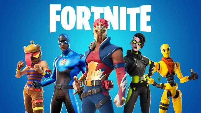 Fortnite players standing in front of the fortnite logo with a blue background