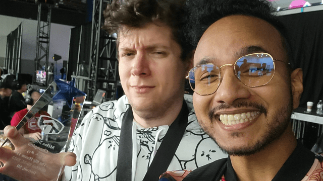 ViciousVish poses with Cody Schwab in a selfie at The Big House 11 Melee tournament.