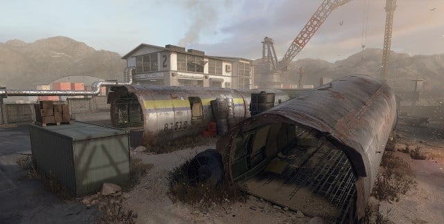 Parts of a plane scattered across the map in Scrapyard in MW3.