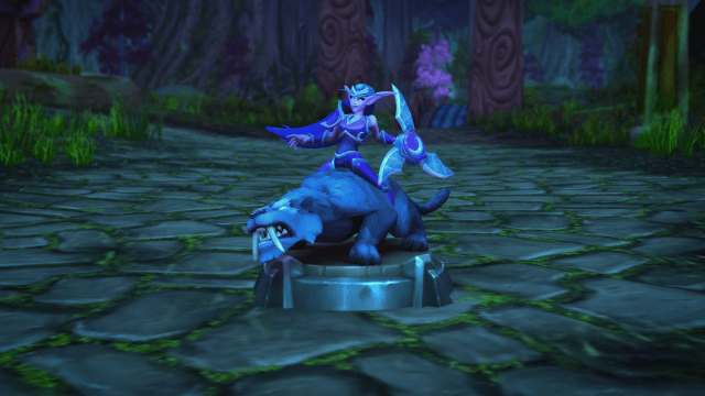 Night Elf toy riding a sabre cat