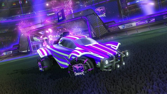 The Filiformer decal on a player car in Rocket League.