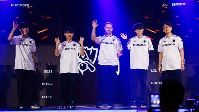 Team Liquid waves onstage after competing at the League of Legends World Championship 2023