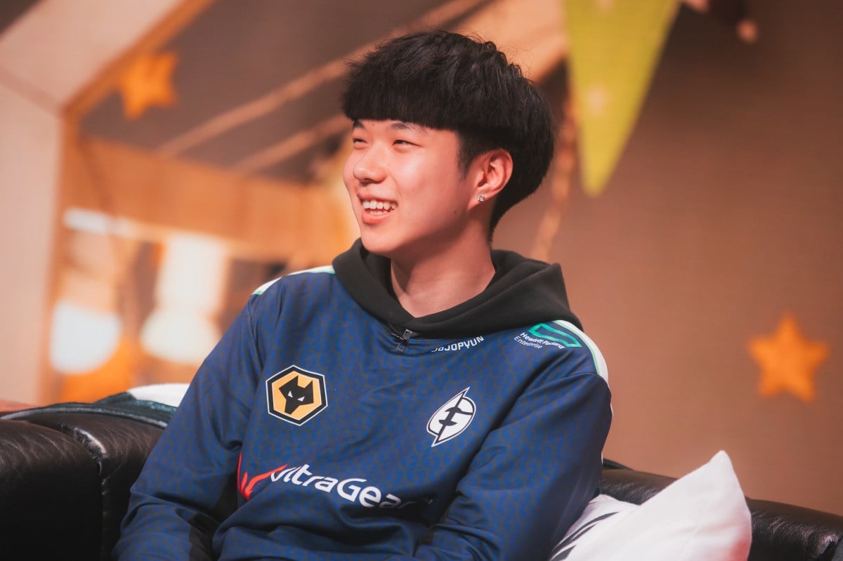 Jojopyun smiles on-camera at the LCS Studio following an EG game during the 2023 Spring split