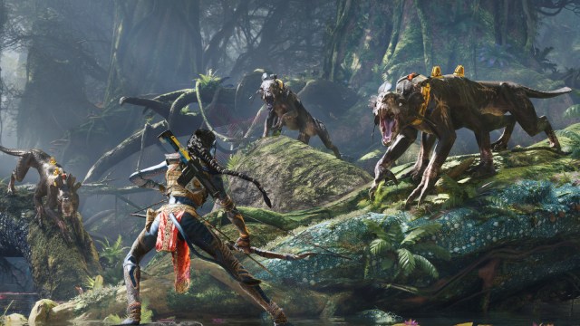 A character in Avatar: Frontiers of Pandora faces off against a pack of Viperwolves.